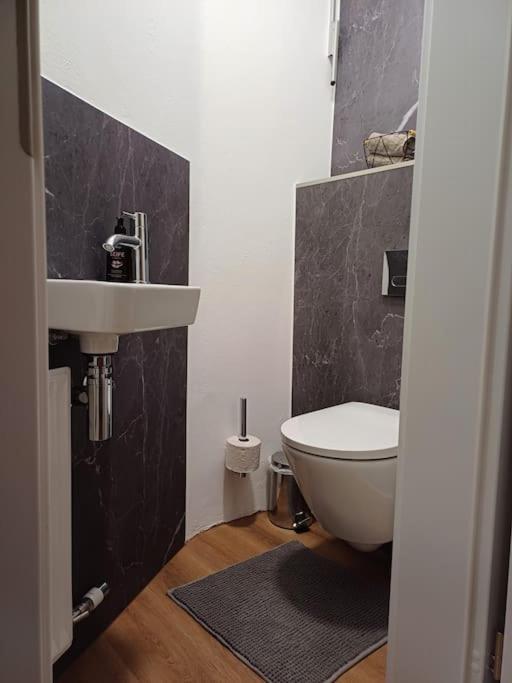 Ruhige Stadtwohnung, 107 M2 Dornbirn Ngoại thất bức ảnh